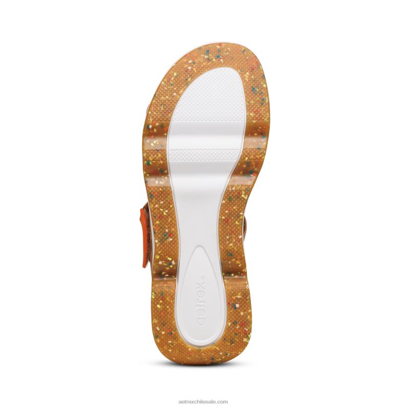 mujer camello Aetrex con sandalia sport 2TB4B209