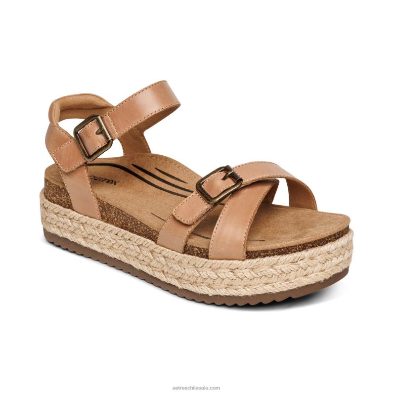 mujer camello Aetrex sandalia paula con plataforma 2TB4B291