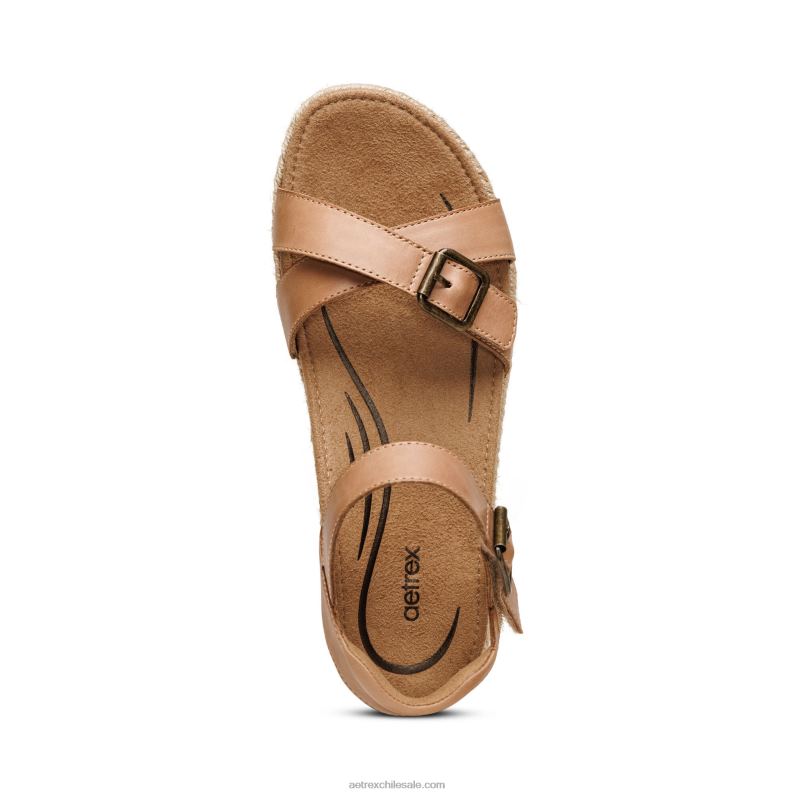 mujer camello Aetrex sandalia paula con plataforma 2TB4B291